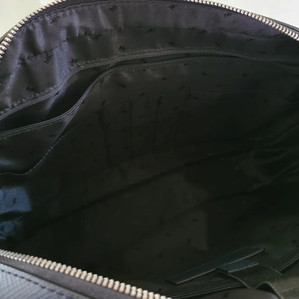 UNISEX Michael Kors Men’s Cooper Briefcase/Laptop Bag in Navy Saffiano Leather - Picture 10 of 11